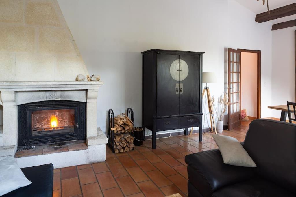 Mas Provencal De 120M2 En Camargue, Avec Piscine Et Parking Inclus, Ideal Pour Des Vacances Arlés Exterior foto